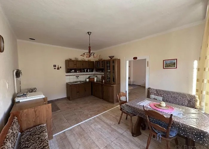 Gazdovsky Dvor Muranska Dlha Luka